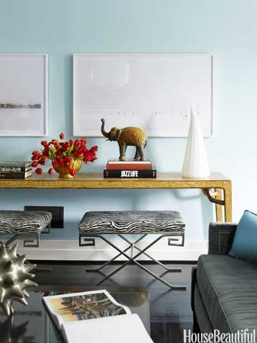 [hbx-zebra-print-bench-in-blue-living-room-0512-thomas12-lgn%255B9%255D.jpg]