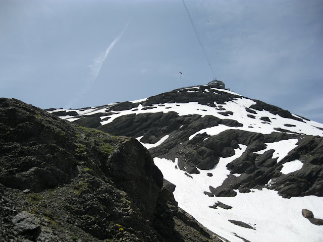The top in sight. And a paraglider!