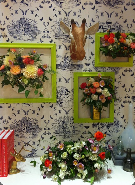 4 poppies and posies