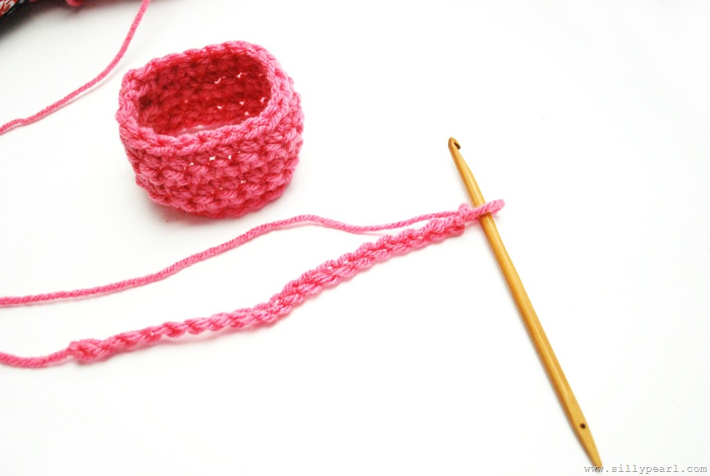 [CrochetedPaperChainHeart5%255B3%255D.jpg]
