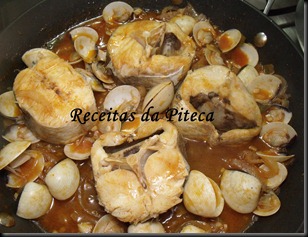 Pescada com ameijoas Pescada com ameijoas