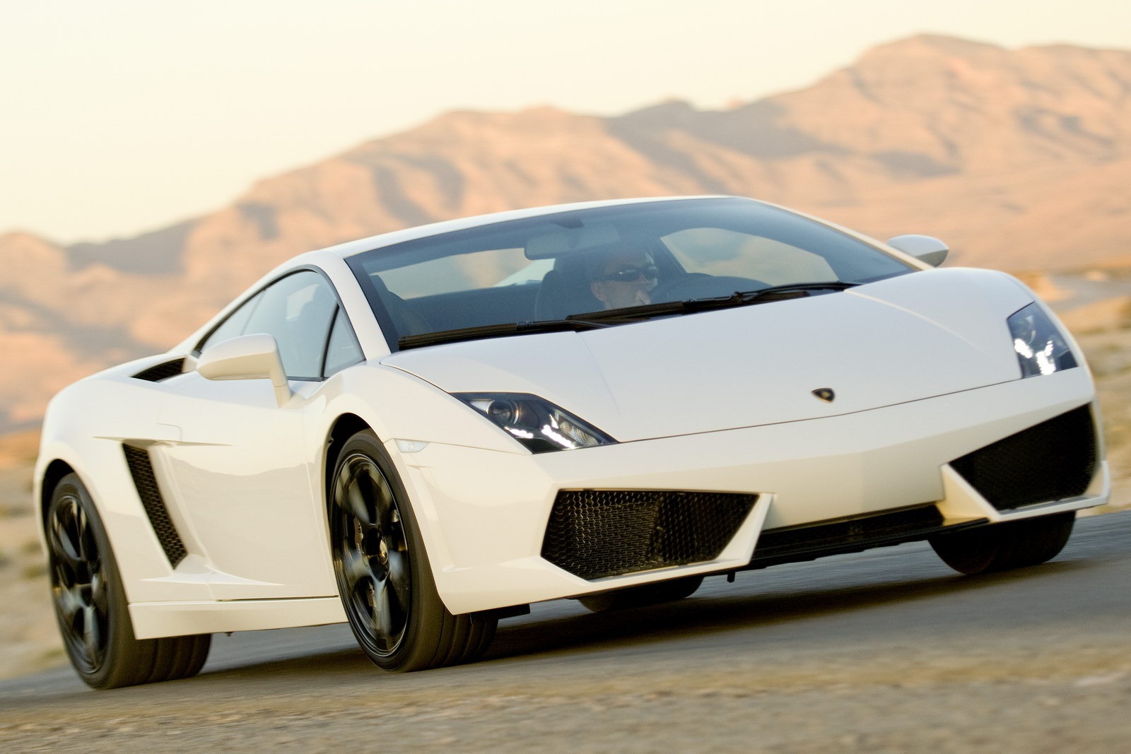 [Lamborghini-Gallardo%255B3%255D.jpg]