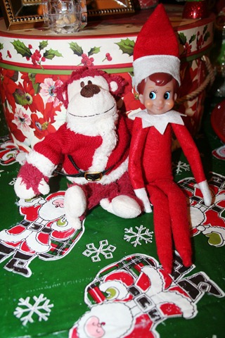 [Almost%2520Christmas%25202011%2520122%255B4%255D.jpg]