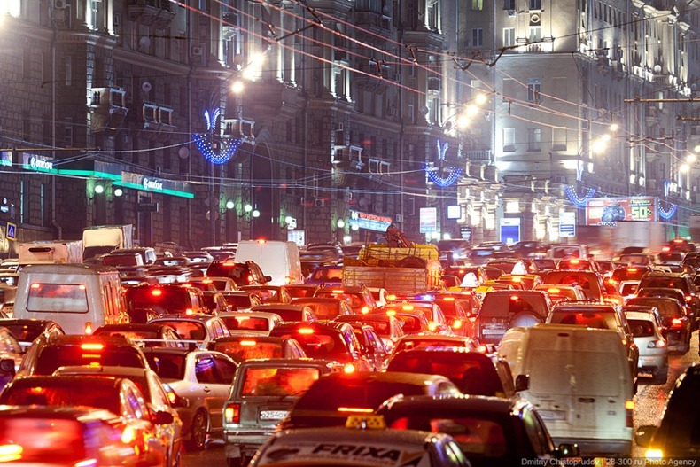 moscow-traffic-jam-14