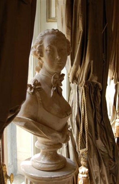 Statue Statue