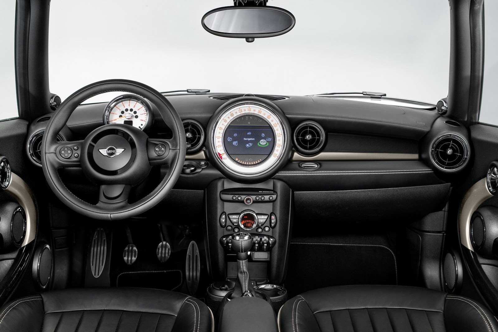 Mini-Clubman-Bond-Street-5[2].jpg