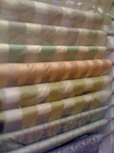 Love these patterned silks, but I think I'll look into solids for my apartment...