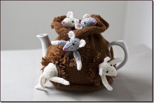 Sack of Mice Tea Cosy