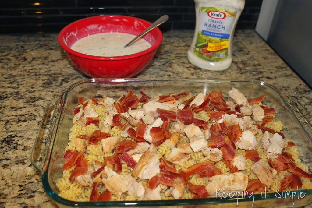 [%2523shop%2520Cheesy%2520Bacon%2520Ranch%2520Chicken%2520Casserole%2520%2523FoodDeservesDelicious%2520%25285%2529%255B3%255D.jpg]