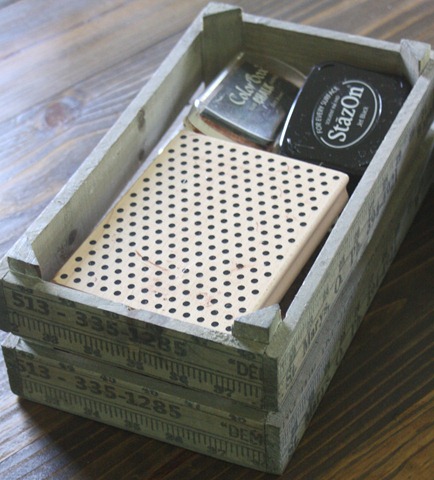 [small%2520space%2520storage%2520ideas%2520for%2520stamps%255B3%255D.jpg]
