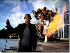 Michael Bay, a Transformers-filmek alkotója beváltotta fenyegetését