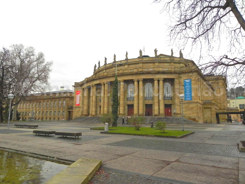 [a%2520Stuttgart%25205%255B9%255D.jpg]