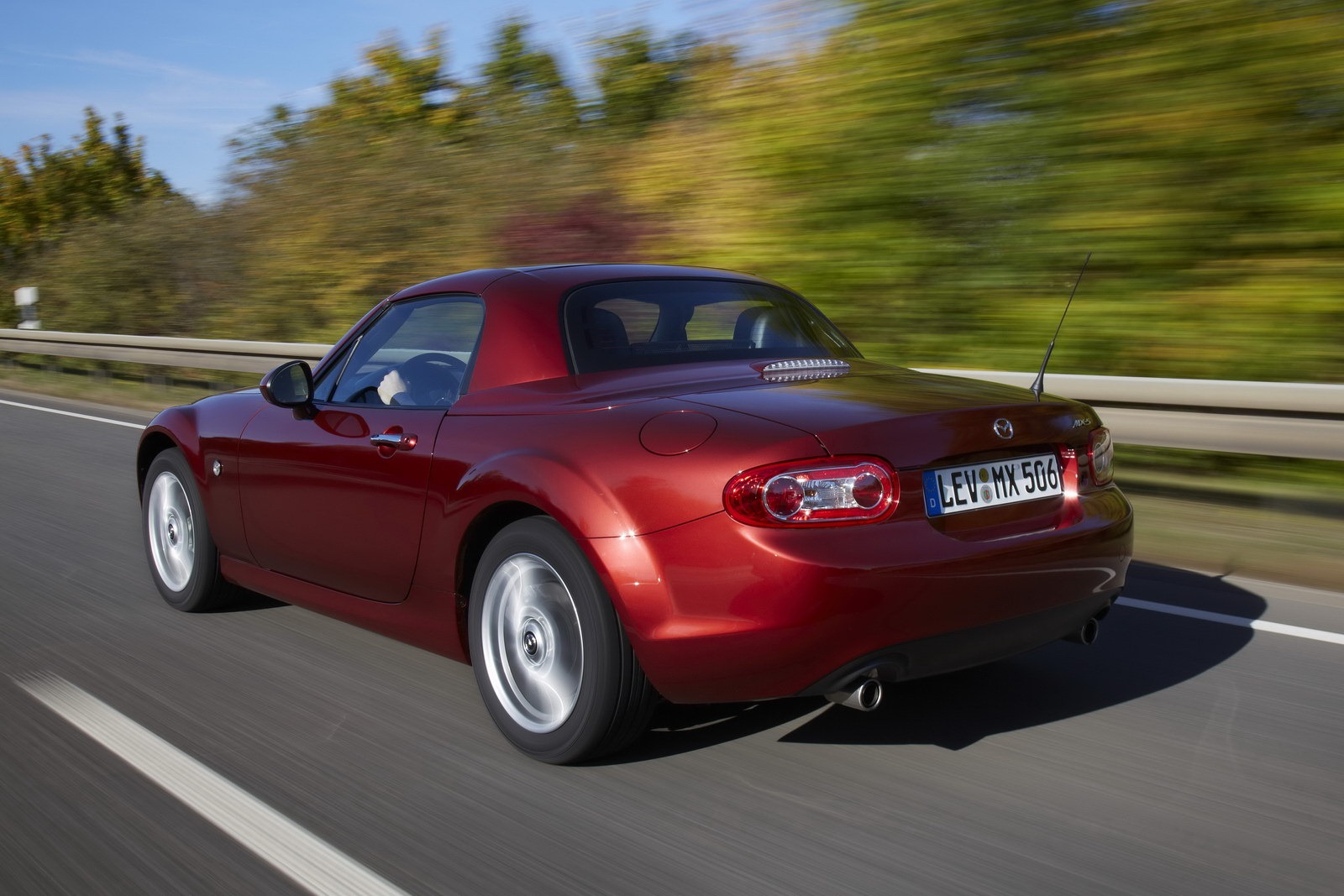 [Mazda-MX-5-Facelift-2012-37%255B2%255D.jpg]