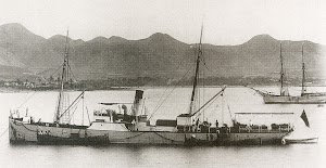 El vapor CAROLINA fondeado en Mazarrón. Año 1910. Foto H. Nonnast. Del libro MAZARRON 1900