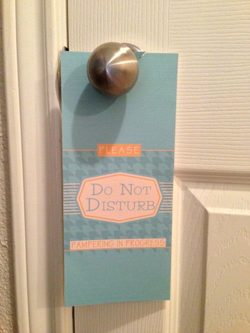 Free Printable Please Do not disturb sign for doorknob. A quick and easy dessert featuring healthy yogurt, pineapple, and cookie crumbs. Don't have time to make a healthy dessert or any dessert? There are no excuses now! This pineapple parfait only takes 5 minutes to make! Now that's a quick dessert! The recipe also comes with a free "Do Not Disturb / Pampering In Progress" door knob hanger so you can eat your dessert in peace! #MullerMoment #CollectiveBias #ad #pineapple #quick #easy #desserts #yogurt Free Printable Please Do not disturb sign for doorknob