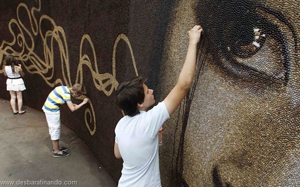 coffee-bean-mural-arkady-kim-mosaico-cafe-desbaratinando (5) coffee-bean-mural-arkady-kim-mosaico-cafe-desbaratinando (5)