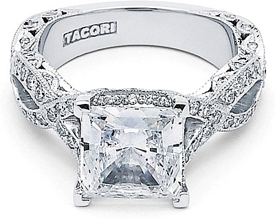 [tacori-royalt-twist-princess-cut-diamond-engagement-ring-ht2606pr-1-C.png%255B3%255D.jpg]