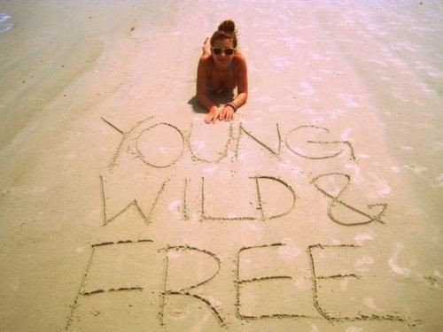 pinterest_inspiring_summer_photo_young_wild_and_free_quote