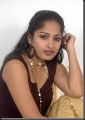 Madhavi Latha  hot pic