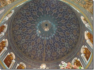 800px-Alsayyida-Zaynab-Shrine-Dome