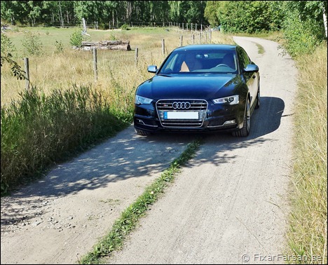 Audi-S5-Sportback-Gropiga-Grusvägar