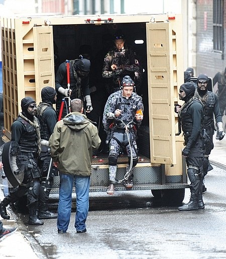 First Look at Pre-CGI Turtles and the Foot Clan in Teenage Mutant Ninja Turtles! 03
