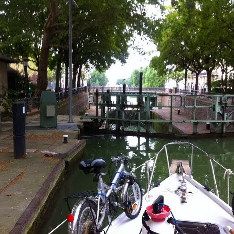 canal St MARTIN