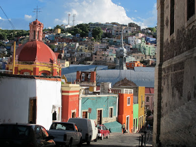 a view toward the Hidalgo market