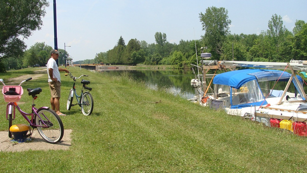 [Erie-Canal---Lock-22-aps---Sylvan-Be%255B2%255D.jpg]