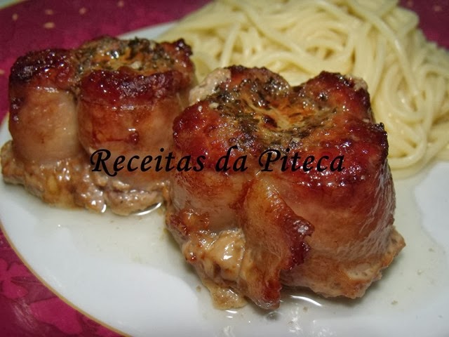 [Popiettes%2520com%2520manteiga%252C%2520alho%2520e%2520ervas%2520assadas%2520no%2520forno-empratadas%255B6%255D.jpg]