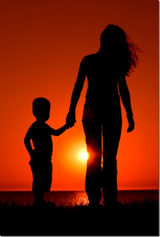 mother_and_child_silhouette