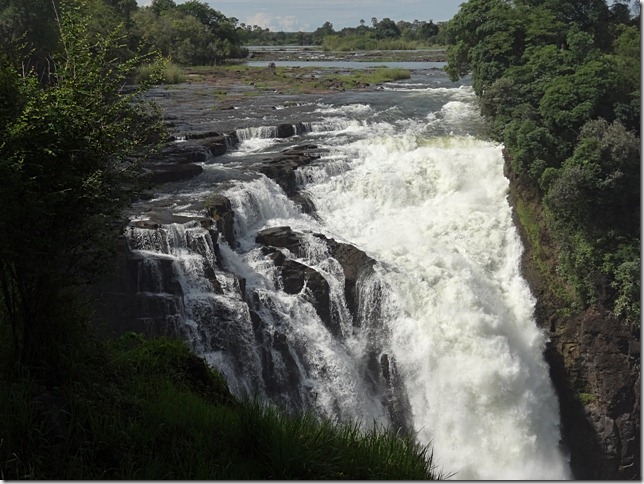 Victoria_Falls_Zimbabwe (121) Victoria_Falls_Zimbabwe (121)
