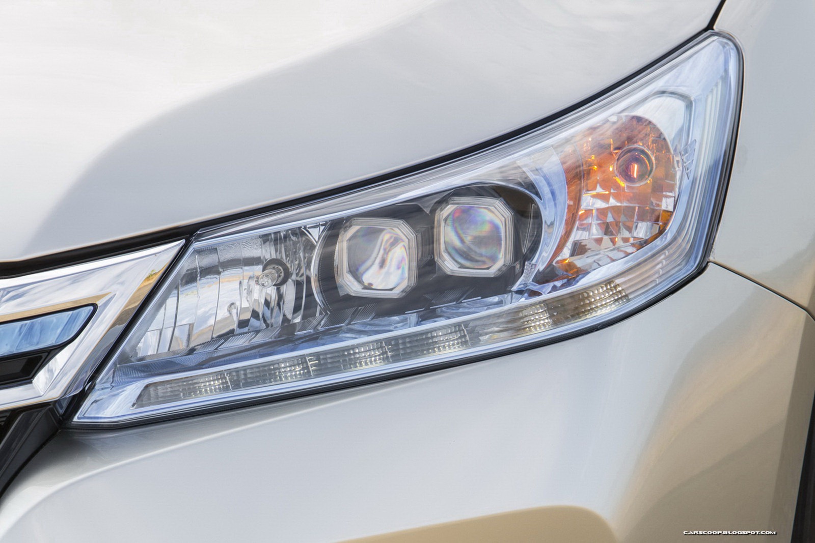 [2014_Honda_Accord_PHEV_233_%255B2%255D.jpg]