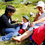 Goûter dans l'herbe