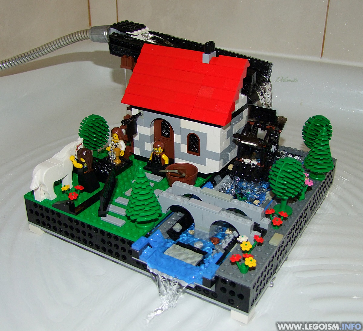 [Lego-Watermill-Wtrsnapshot%255B5%255D.jpg]