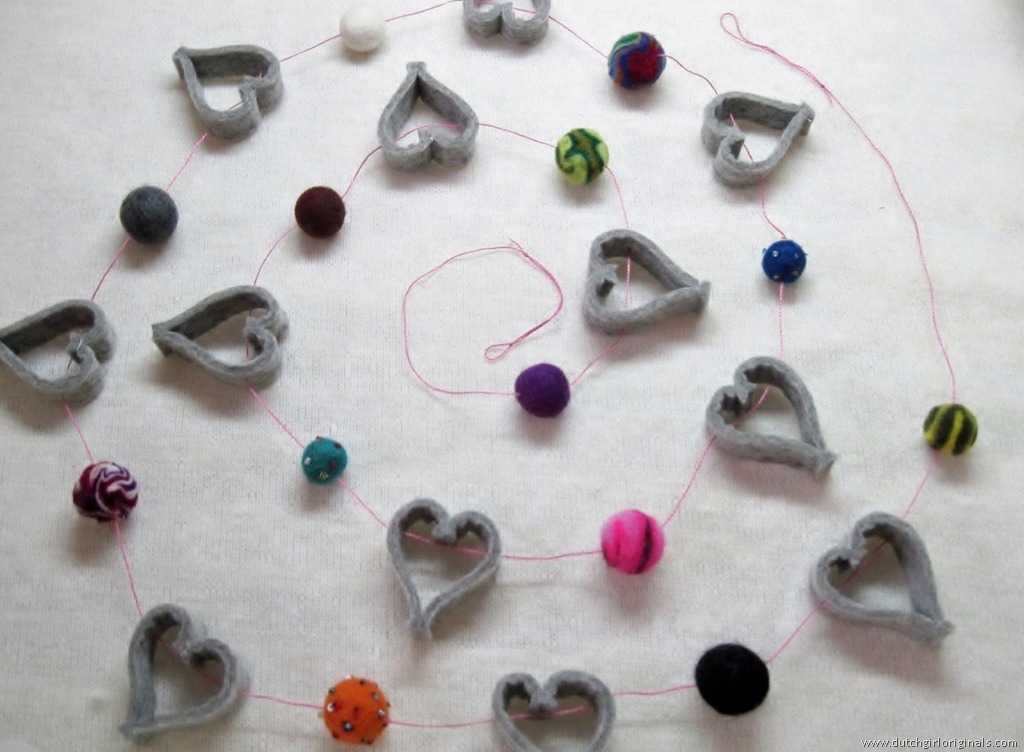 [DutchGirlOriginals%2520Heart%2520Garland%2520%25286%2529%255B3%255D.jpg]