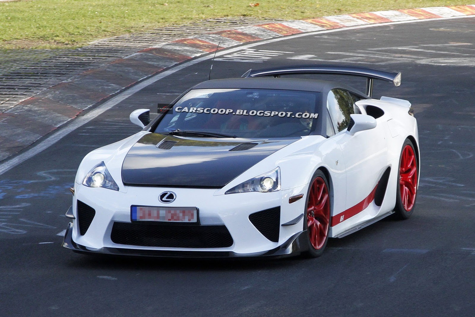 [Lexus-LFA-AD-X-5%255B3%255D.jpg]