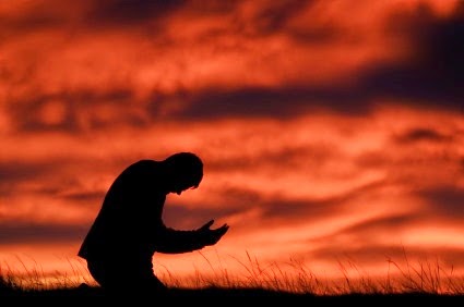 [man-kneeling-in-prayer%255B6%255D.jpg]