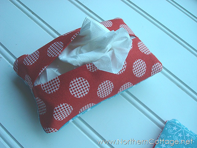 [Red%2520Tissue%2520Tote%2520%2540%2520NorthernCottage.net%255B8%255D.jpg]