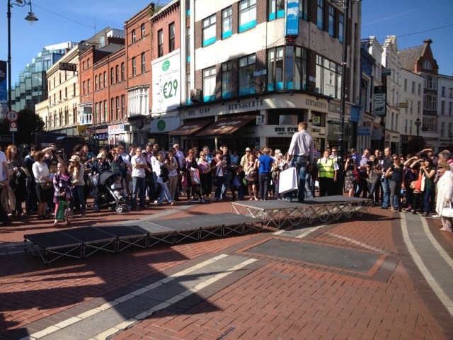 [dublin%2520fashion%2520festival%25203%255B3%255D.jpg]