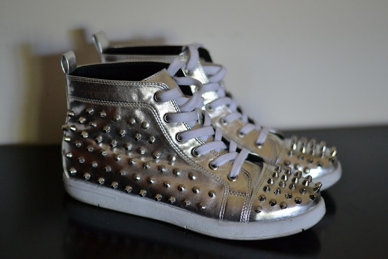 C&A, C&A shoes, studded sneakers, sneakers, silver, shoes, C&A studded sneakers, studs,
