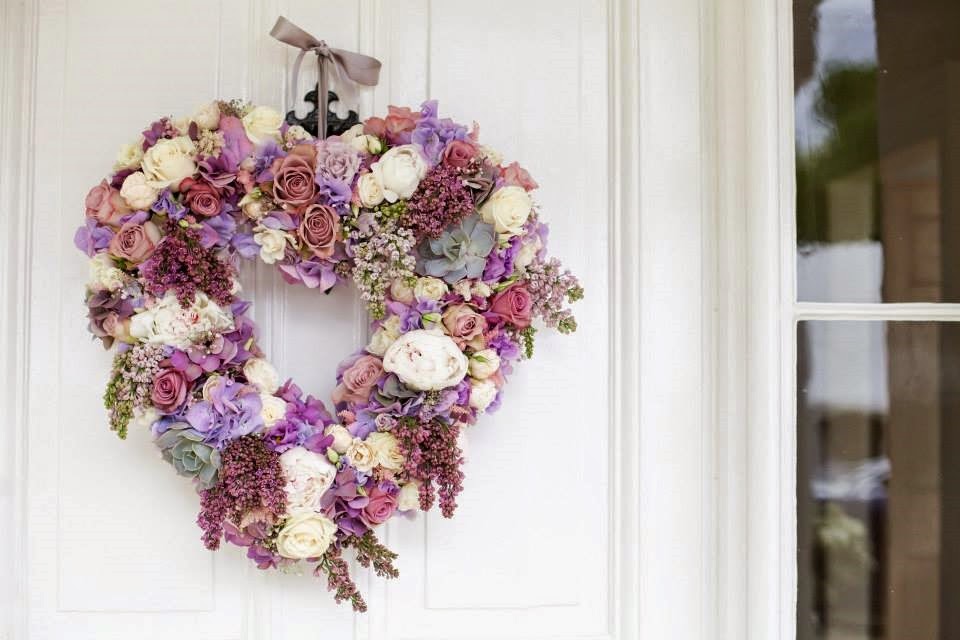 [wreath-kate-avery-flowers-and--Helen.jpg]
