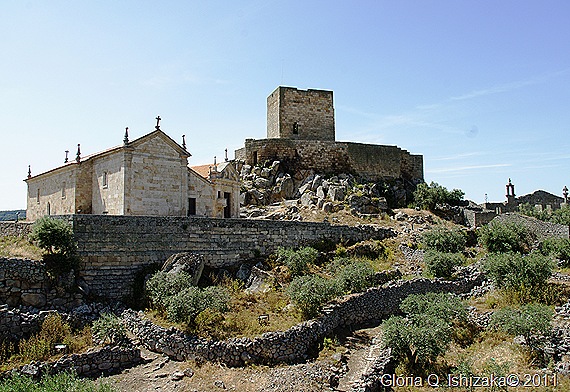 Marialva - Glória Ishizaka - igreja de santiago e castelo 1