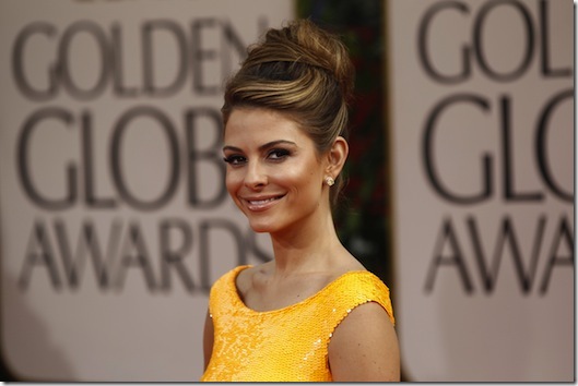 maria-menounos-tebowing-5