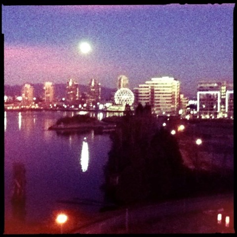 [FullMoon%255B3%255D.jpg]