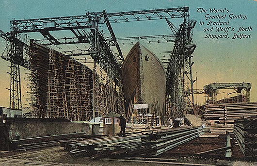 ireland-co-antrim-belfast-harland-and-wolffs-north-shipyard-titanic-and-olympic-under-construction