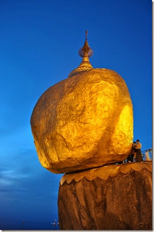 Golden Rock Myanmar Kyaikto 131126_0049