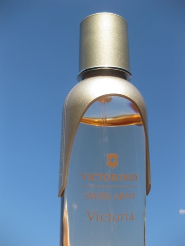 [Victorinox-Swiss-Army-perfume%255B8%255D.jpg]
