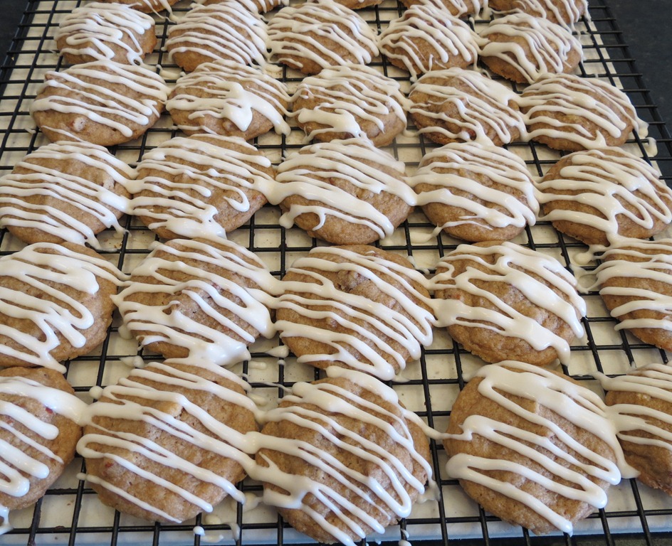 [Glazed%2520Maple%2520Pecan%2520Cookies%25203%255B4%255D.jpg]