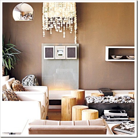 96_00000e80e_f814_orh550w550_modern-seventies-inspired-living-room